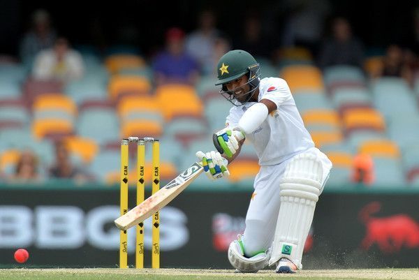 Asad Shafiq played a lone hand in Pakistan&#039;s unsuccessful chase of 490 at the Gabba in 2016.