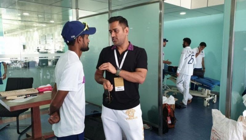 MS Dhoni with Shahbaz Nadeem in the dressing room after the 3rd Test in Ranchi