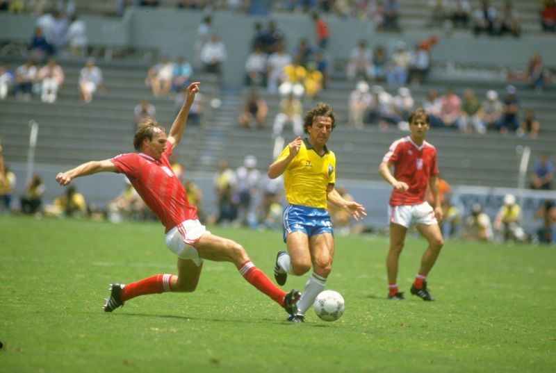 Wojcicki of Poland and Zico of Brazil