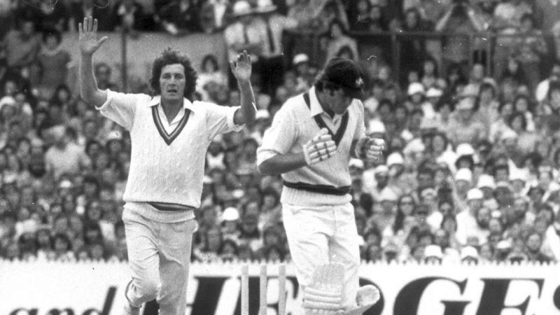 Rick McCosker got hit by a nasty Willis bouncer