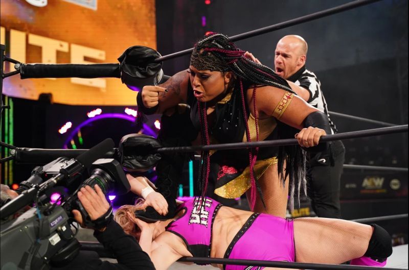Nyla Rose soundly defeated her opponent in her return match