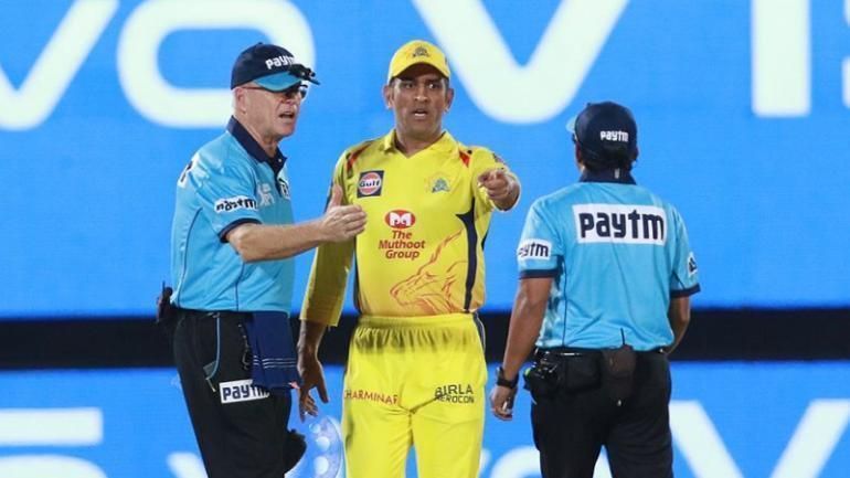 MS Dhoni stormed out to the middle in CSK&#039;s match against Rajasthan Royals in IPL 2019