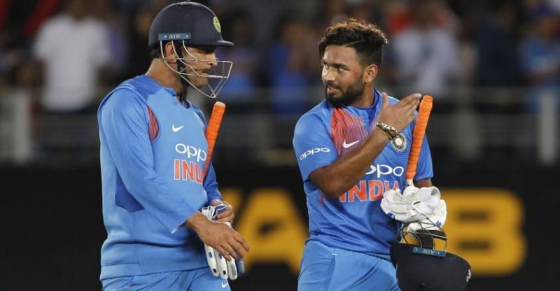 Rishabh Pant (R) and MS Dhoni