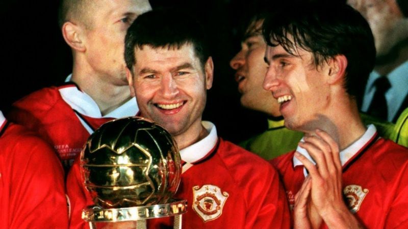 Denis Irwin has been hailed as Manchester United&#039;s unsung hero by Gary Neville.