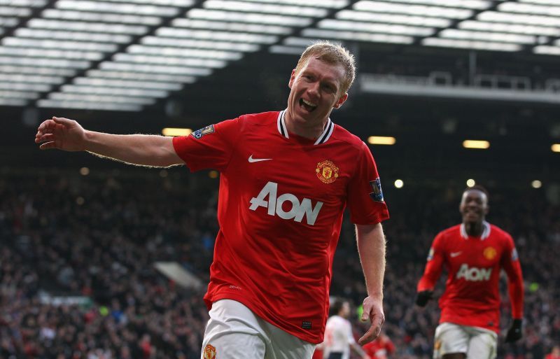 Paul Scholes celebrating a goal