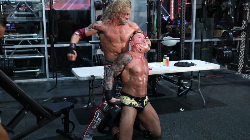 Edge vs Orton