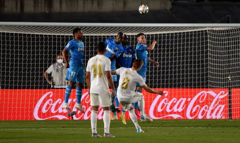 Kroos came close with a free-kick during another impressive midfield showing for Real Madrid