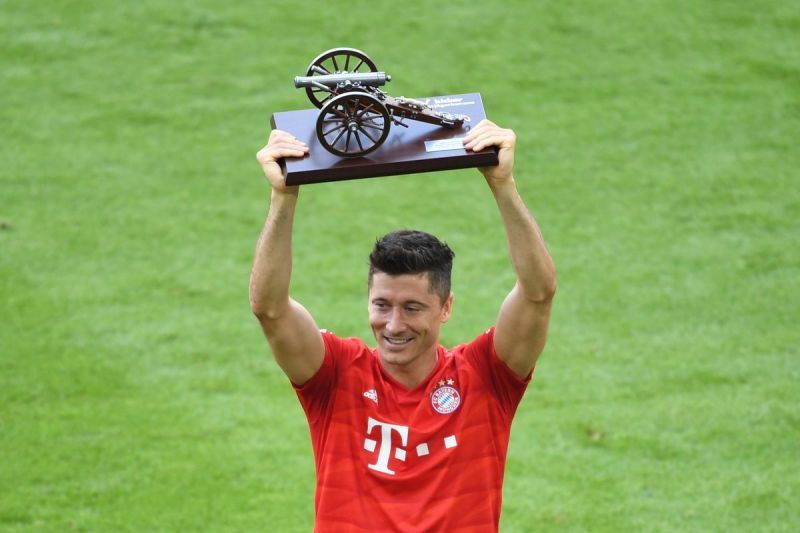 Robert Lewandowski won't just settle for the 'Torjägerkanone', he's after the European Golden Shoe too/