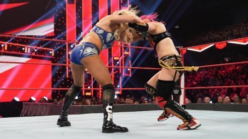 Will Asuka finally record a win over Charlotte Flair in a singles title match?