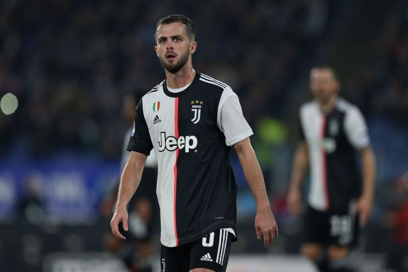 Miralem Pjanic is set to join Barcelona