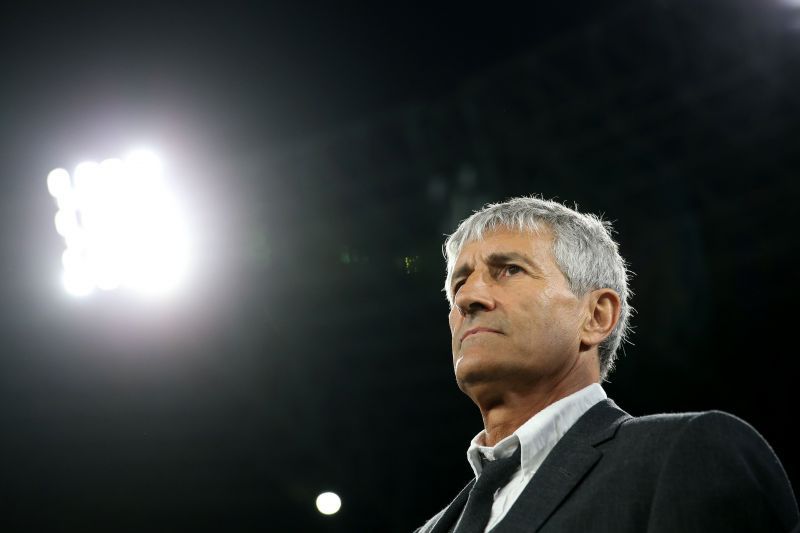 Quique Setien might not last much longer at Barcelona.