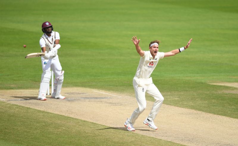 Stuart Broad joined the elite 500-club with Kraigg Braithwaite's dismissal.