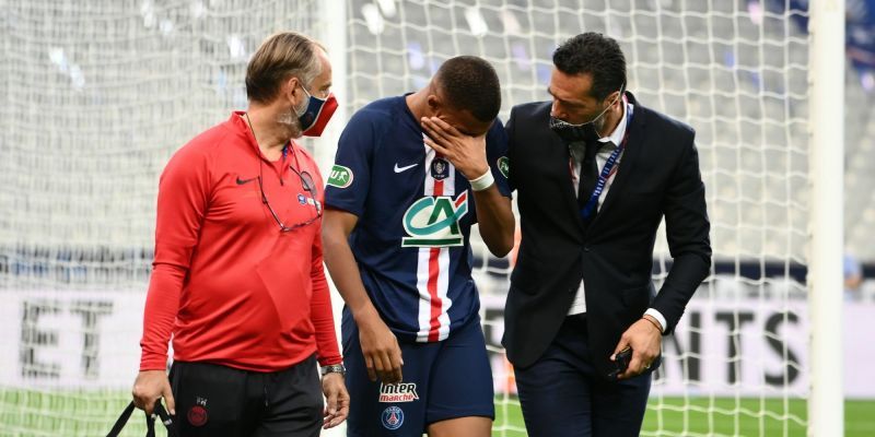 Kylian Mbappe left the field in tears