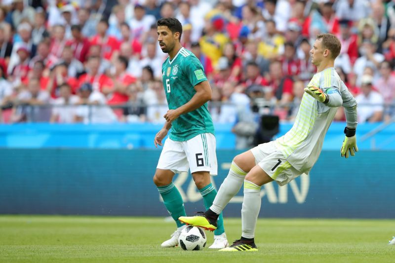 Manuel Neuer played as an extra midfielder during the final minutes of Germany's group stage match against South Korea in the 2018 World Cup.