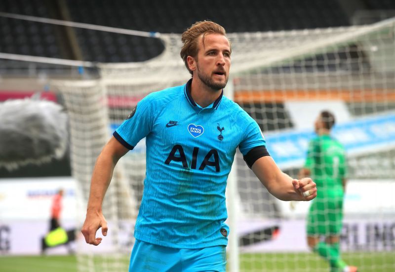 Harry Kane celebrates a goal for Tottenham Hotspur