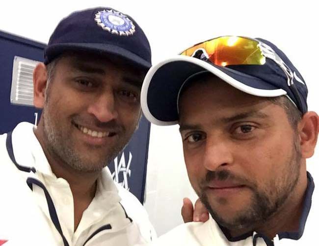 Raina takes a selfie after MS Dhoni announces retirement from Test cricket in 2014