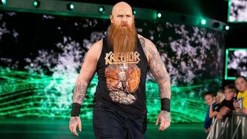 Will Erick Rowan be heading to AEW?