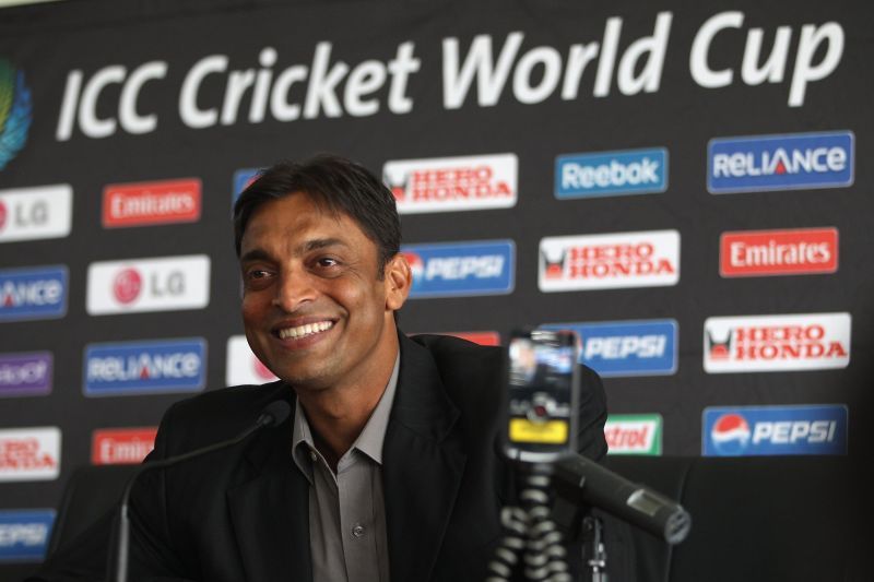 Shoaib Akhtar was not happy to see former Pa skipper Sarfaraz Ahmed perform 12th-man duties