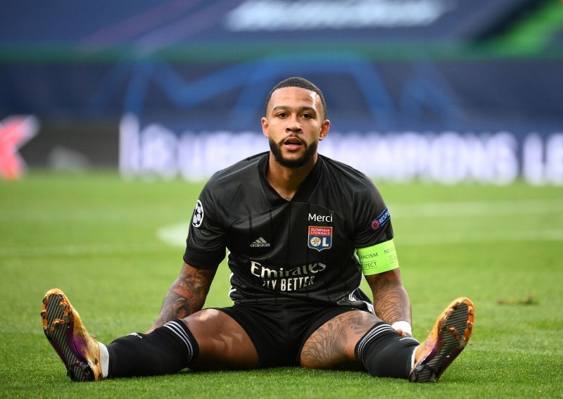 Memphis Depay of Olympique Lyonnais reacts after a missed chance during the 2019-20 UEFA Champions League.