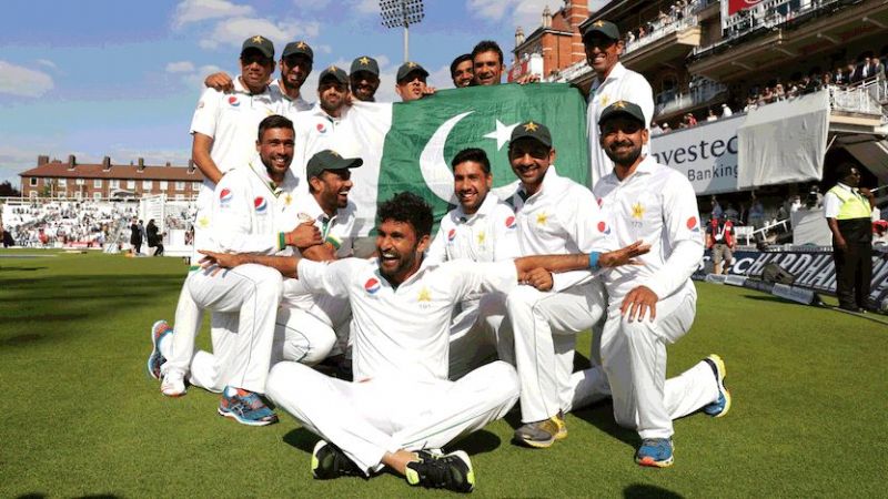 Pakistan players celebrating after leveling the series