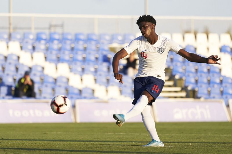Samuel Iling-Junior in action for England u-17