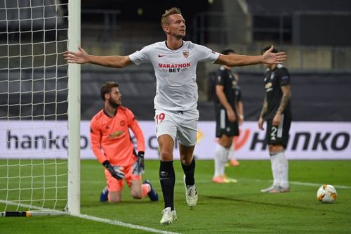 Luuk de Jong celebrates after scoring Sevilla's winner against Manchester United