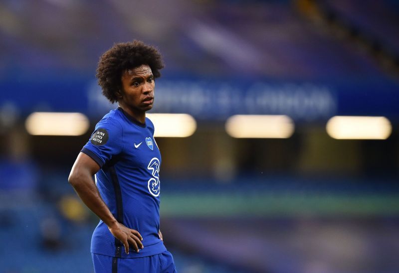 Willian has been offered a massive &pound;35 million package by Arsenal