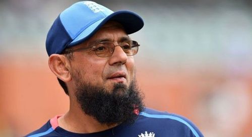 Saqlain Mushtaq recently slammed the BCCI for not treating MS Dhoni "the right way"