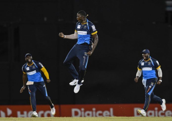 Jason Holder (C) will look to lead his side to another CPL victory