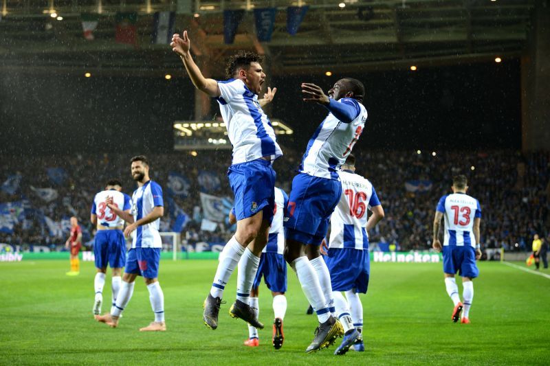 FC Porto v AS Roma - UEFA Champions League Round of 16: Second Leg