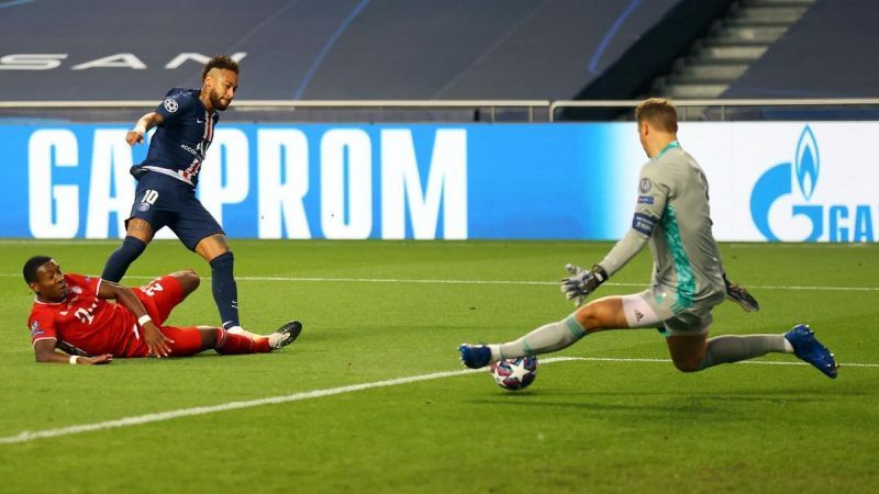 Neuer's brilliant save against Neymar's attempt to score a goal!