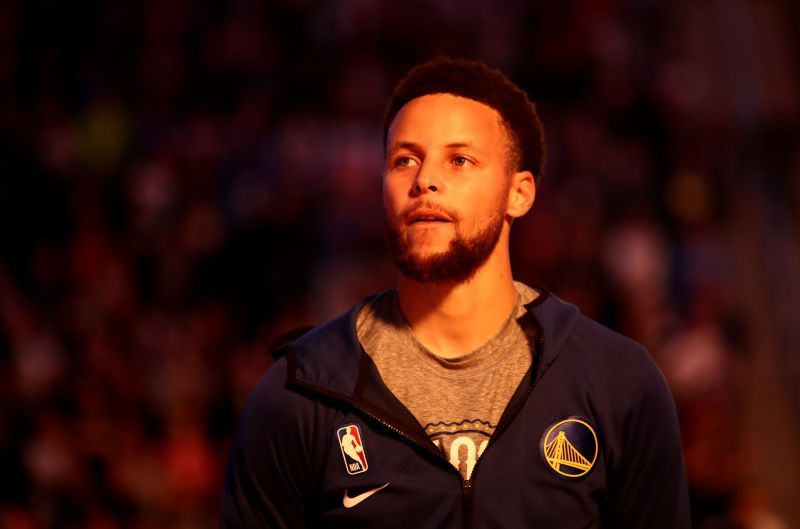Stephen Curry before a game