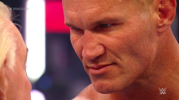 Raw में दिखा रैंडी ऑर्टन का खतरनाक रूप 