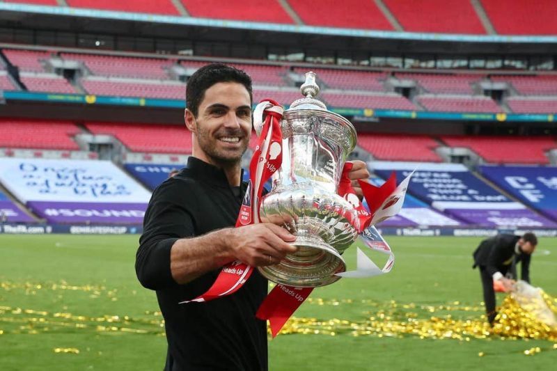 Mikel Arteta celebrates Arsenal&#039;s 2020-21 Community Shield win.