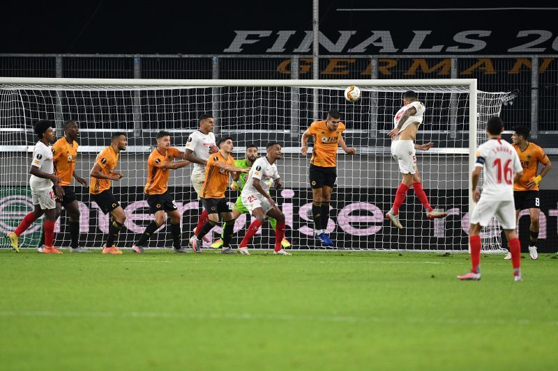 Sevilla score their winner against Wolves