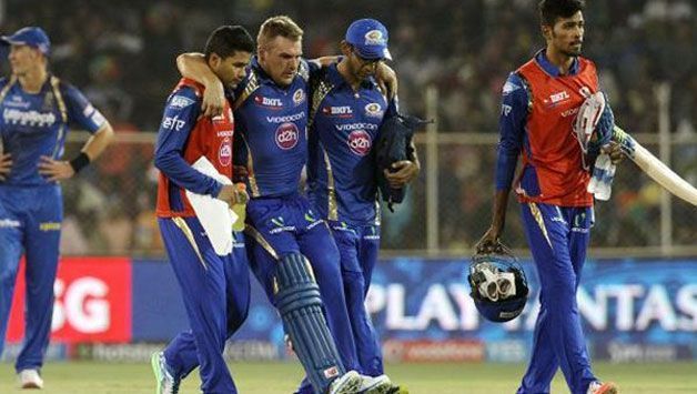 Aaron Finch suffered a serious hamstring injury in his third IPL game for MI