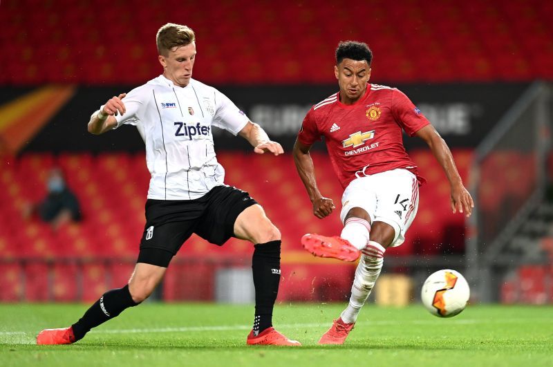 Jess Lingard scores versus LASK for Manchester United.