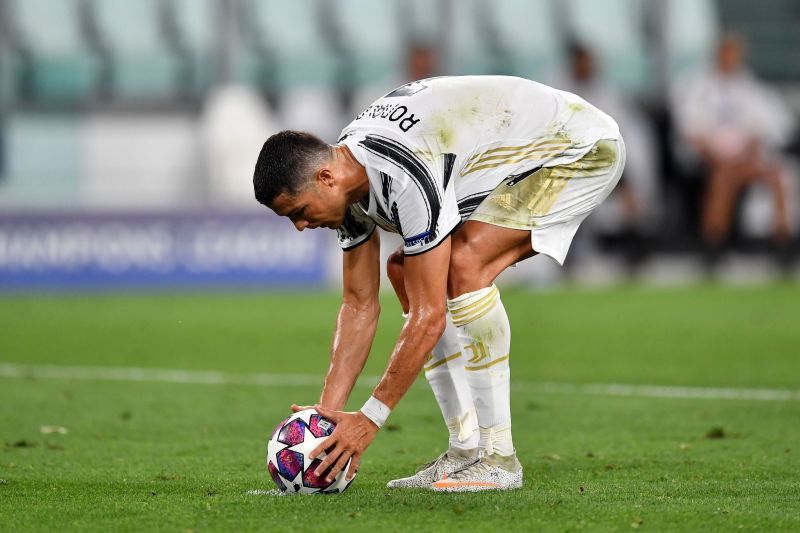 Juventus v Olympique Lyon - UEFA Champions League Round of 16: Second Leg