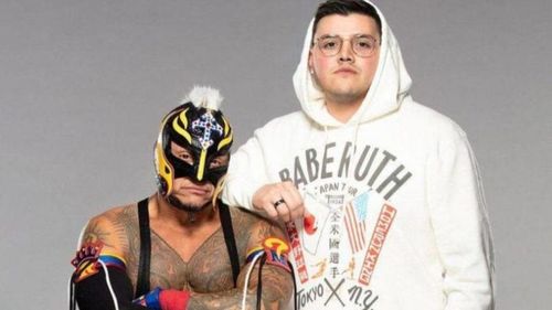 Rey Mysterio and Dominik