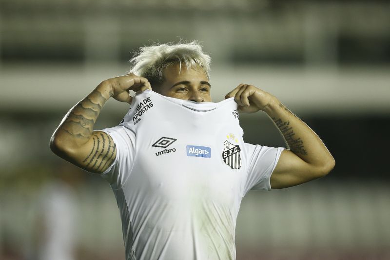 Santos will face Vasco da Gama tomorrow