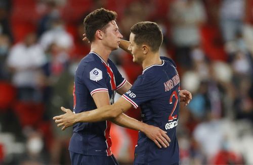 Julian Draxler celebrates with Ander Herrera after scoring Paris Saint-Germain's winner