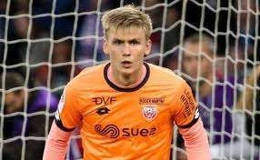 Is Runar Runarsson the next Emiliano Martinez?