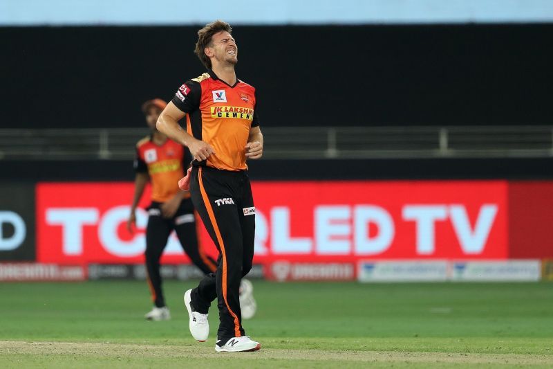 Mitch Marsh suffered a serious-looking ankle injury in his first IPL 2020 game