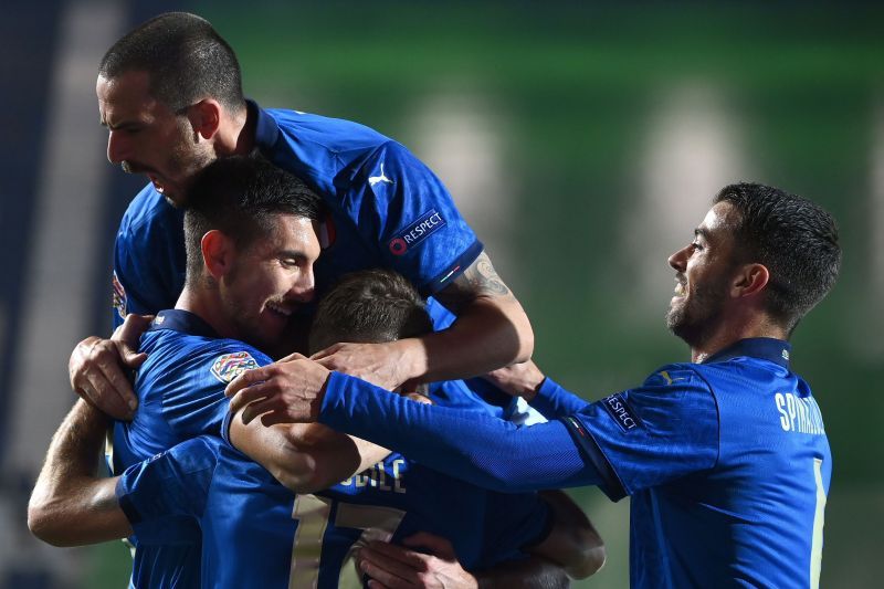 The Italy players celebrate Lorenzo Pellegrini&#039;s goal (Image Courtery: Twitter @Azzurri)