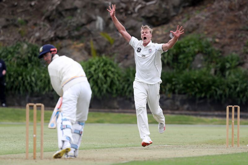 Kyle Jamieson bowls - Plunket Shield - Auckland v Otago