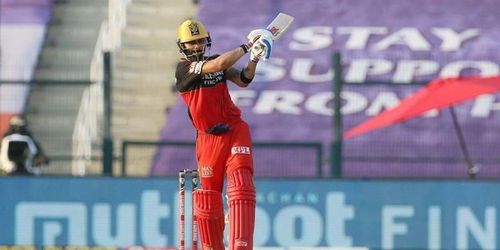 Virat Kohli played an unbeaten 72-run knock for RCB against RR (Image: iplt20.com)