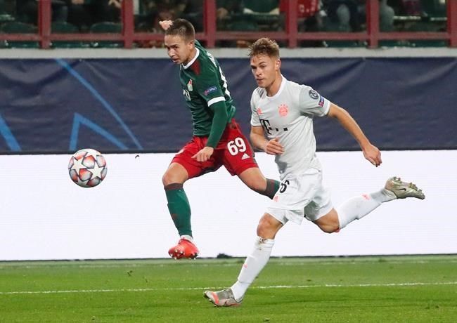 Joshua Kimmich scored a stunner late in the match to clinch all three points for Bayern Munich. 