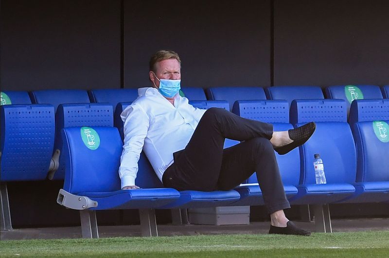 FC Barcelona manager Ronald Koeman looks on