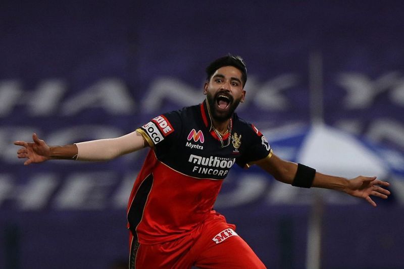 Comeback man Siraj proved his worth in style during the Powerplay for RCB. [PC: iplt20.com]