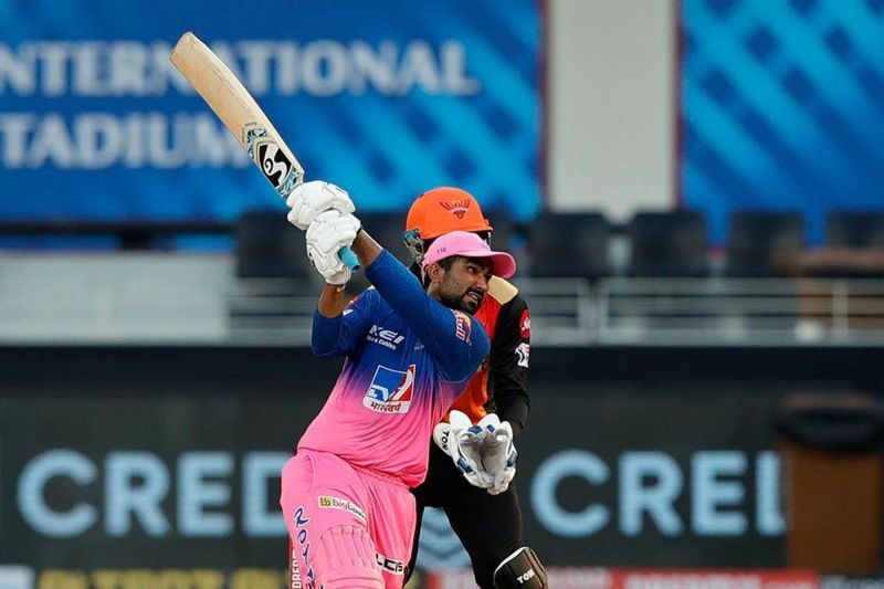 Rahul Tewatia struck Rashid Khan for three consecutive boundaries [P/C: iplt20.com]